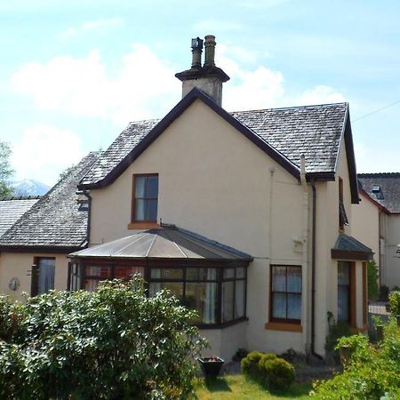 Oyo Inverour Guest House Gairlochy Zewnętrze zdjęcie