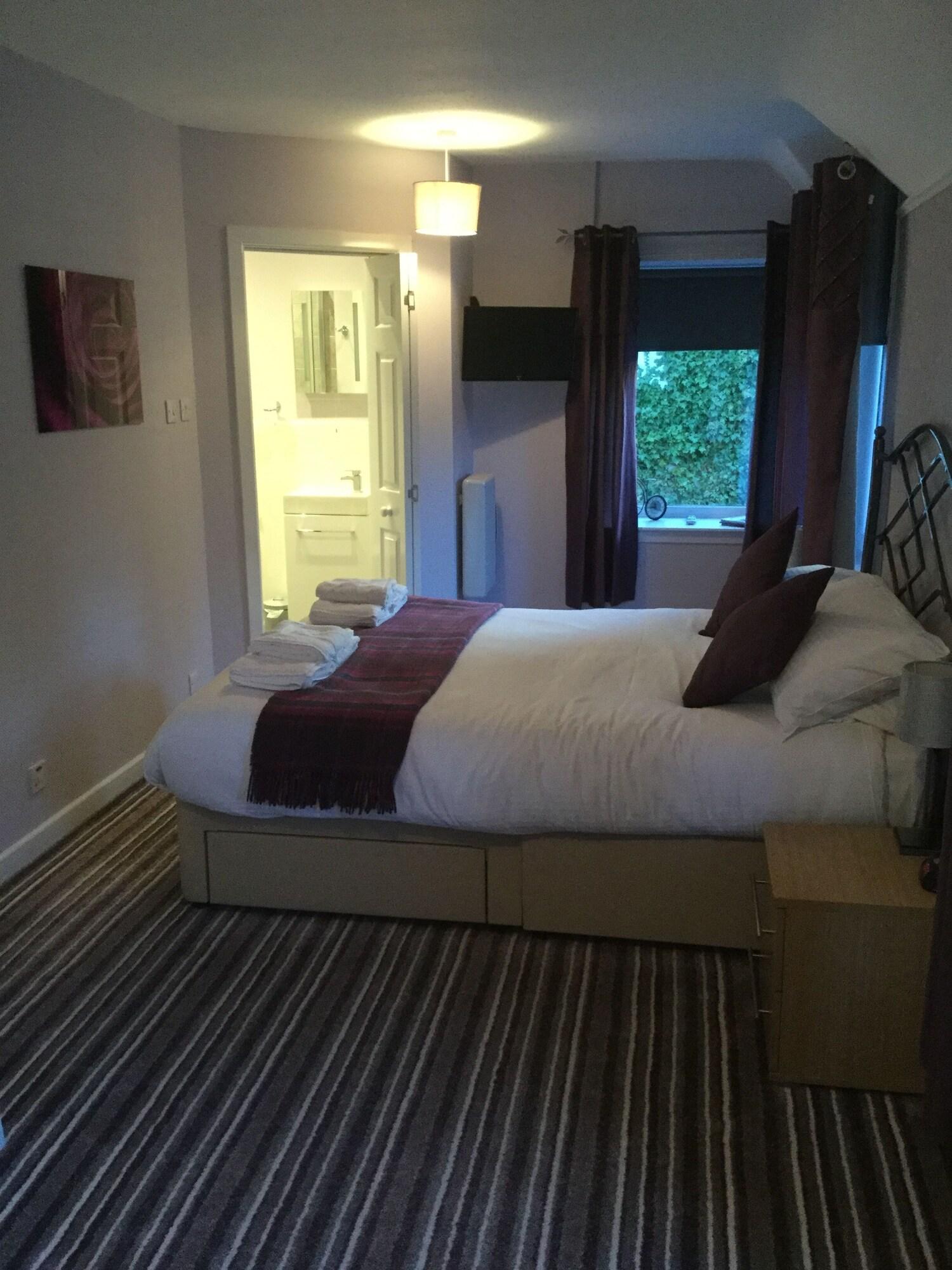 Oyo Inverour Guest House Gairlochy Zewnętrze zdjęcie